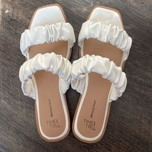Time and Tru White Ruffle Sandals